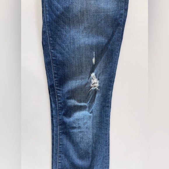 Women’s Jeans - Picture 3 of 9